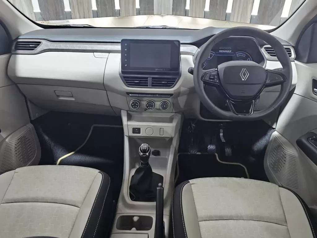 Renault Triber 1.0 Techno