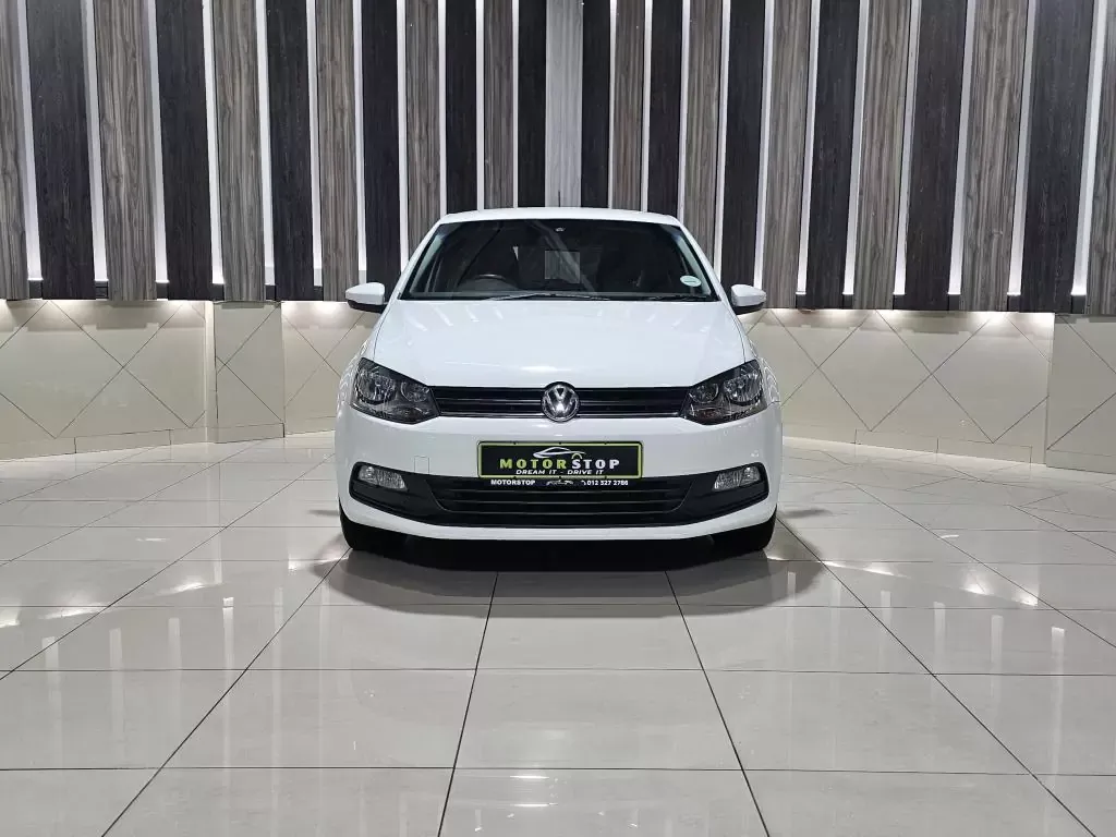 Volkswagen Polo Vivo 1.6 Highline 5Dr