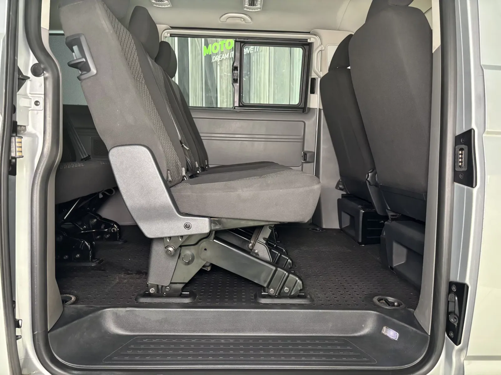 Volkswagen Kombi 2.0 TDI Auto (103kW) Trendline