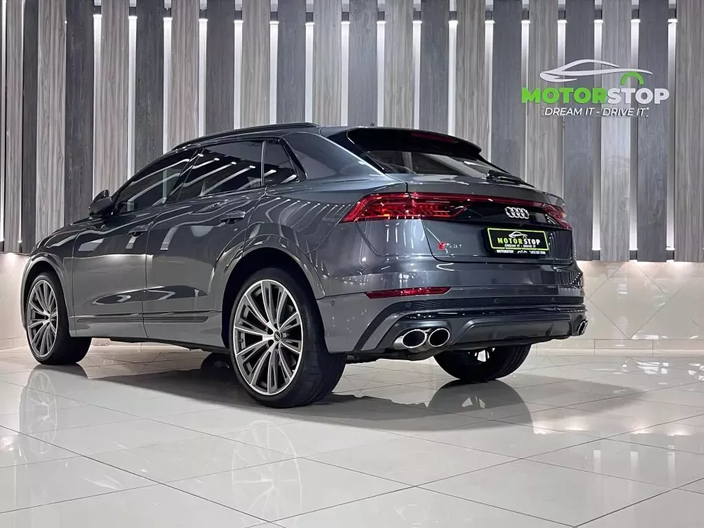 Audi SQ8