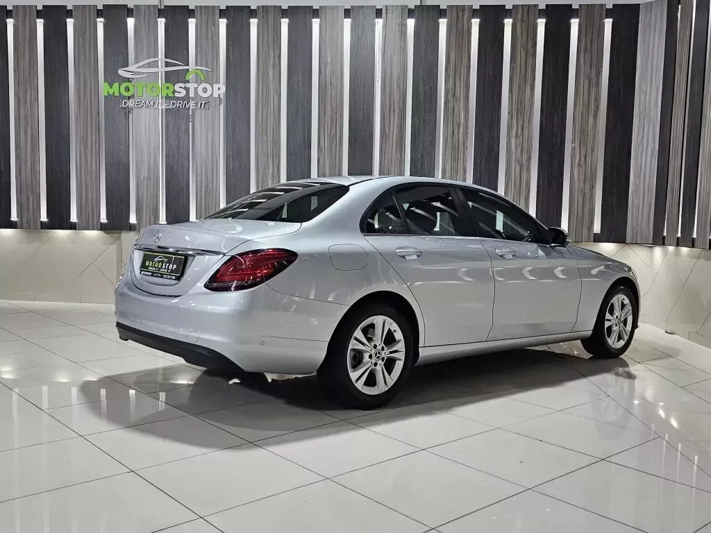 Mercedes Benz C180 Auto