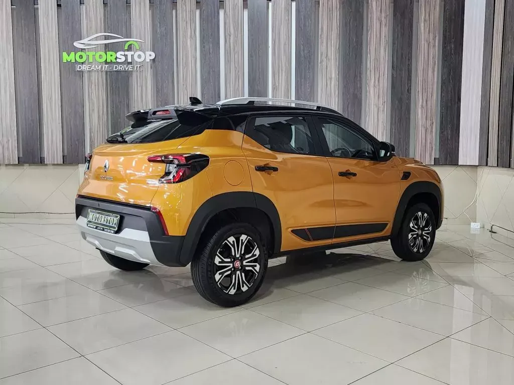 Renault Kiger 1.0T Intens